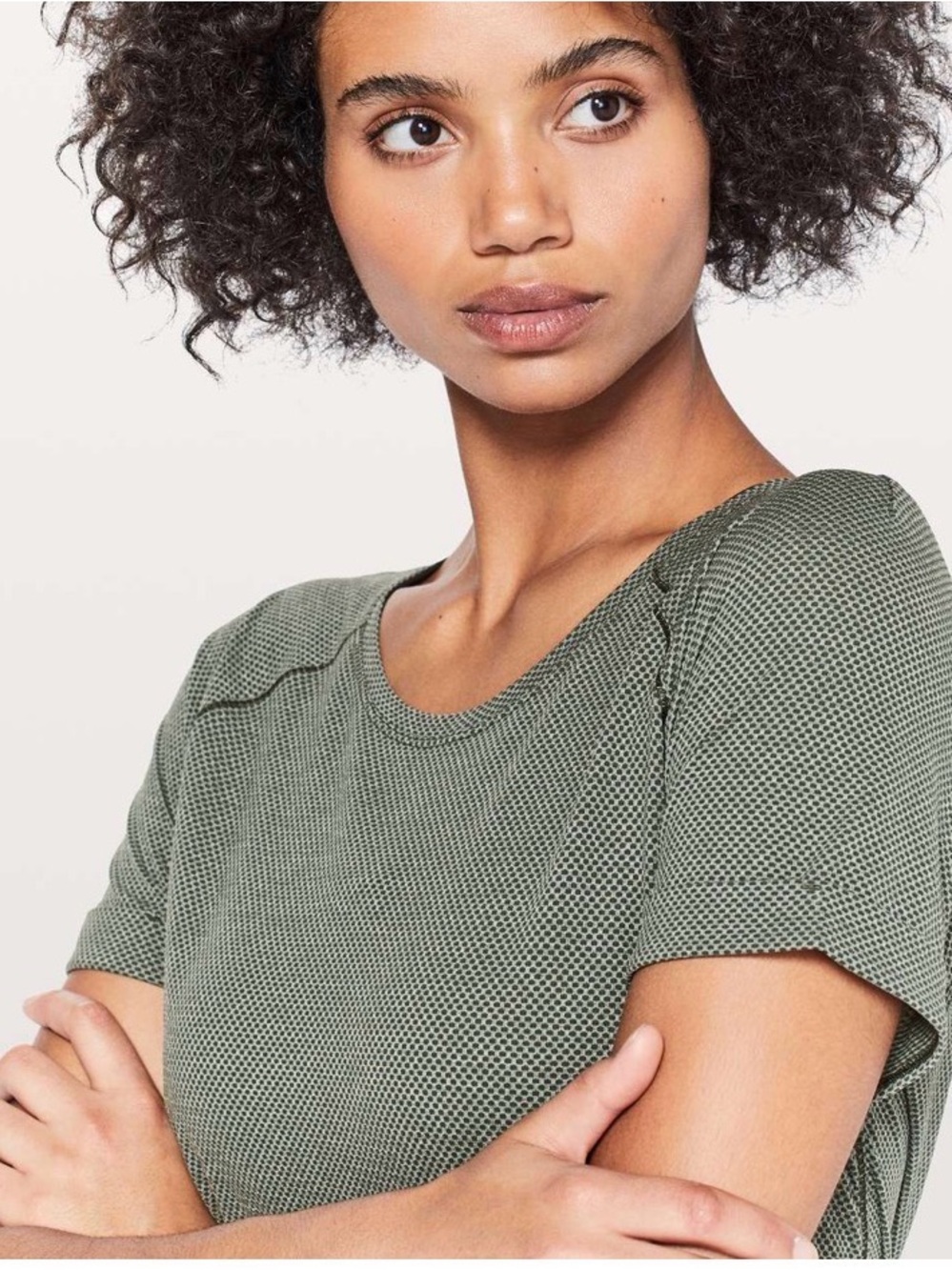 Lululemon Open Up Tie-Back Tee Heathered Camo Green no size dot, but fits a size - Picture 4 of 9